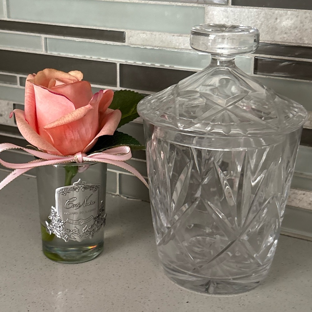 🏡Cut Crystal Apothecary Jar with Lid & Rose Diffuser